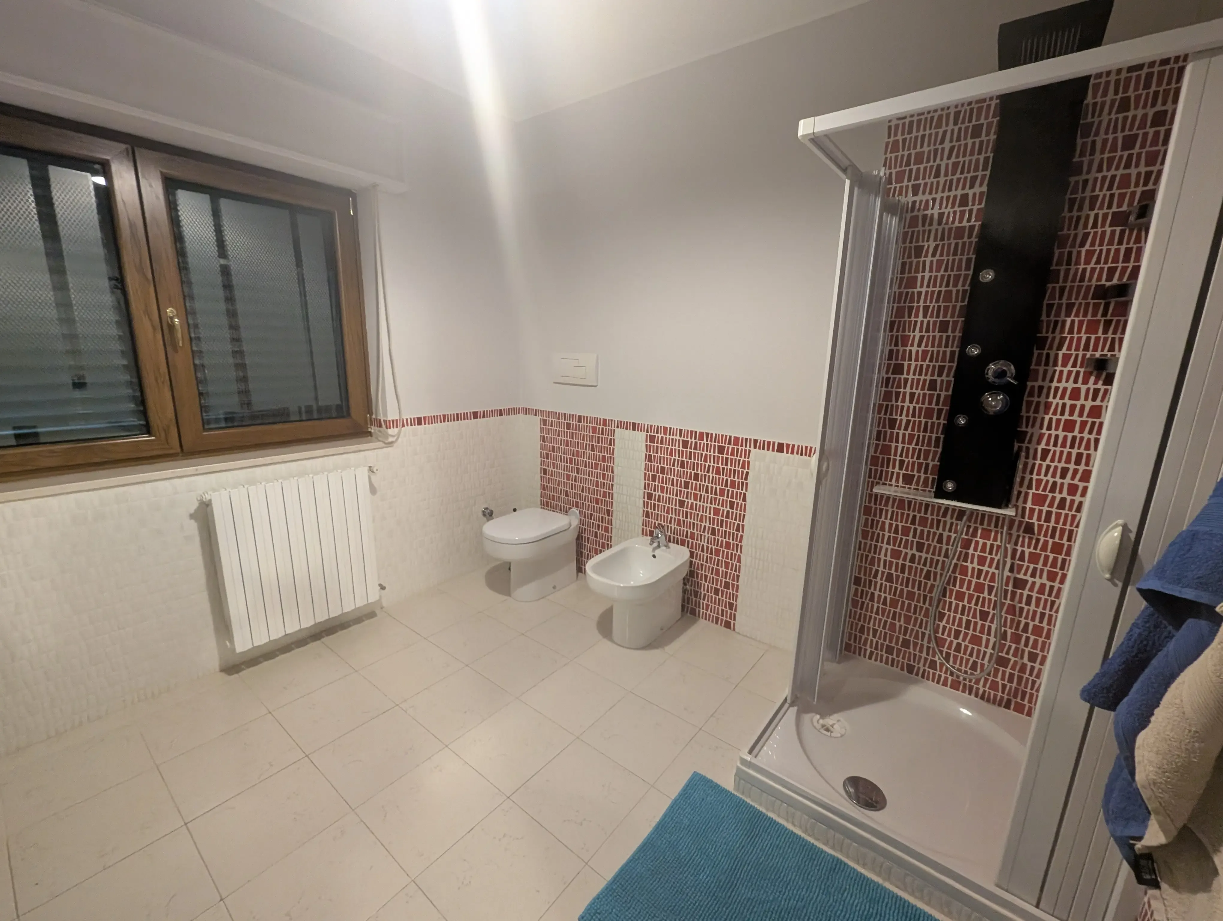Bagno della camera suite.
